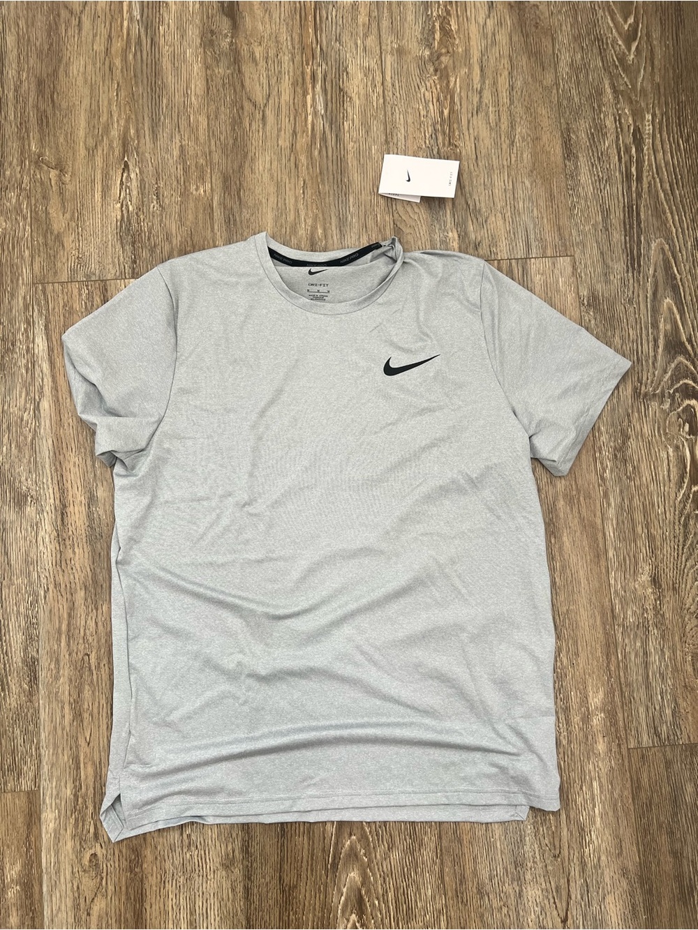 Nike Men’s Athletic Tee